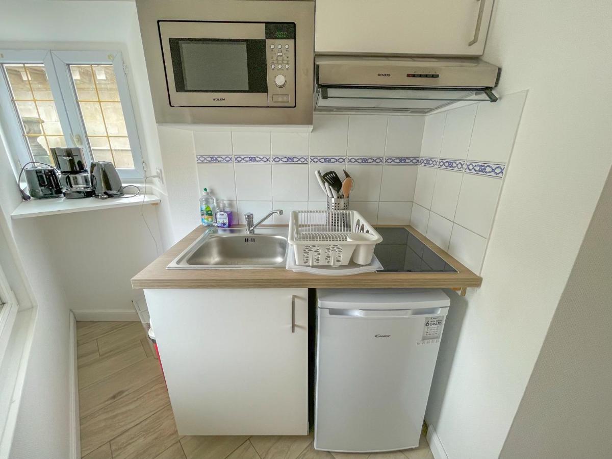 Studio Renove Avec Terrasse Et Vue Unique ! Caen Bagian luar foto